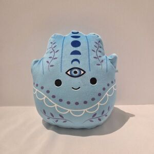 Squishmallows Gisla The Hamsa Spiritual Hand 7.5” Blue Plush Third Eye